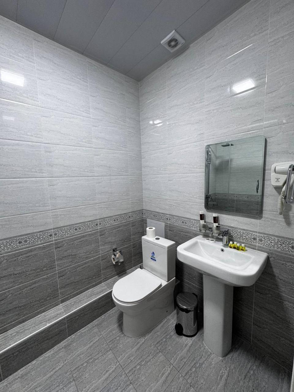 Ark Billur Halal Hotel Tachkent Extérieur photo